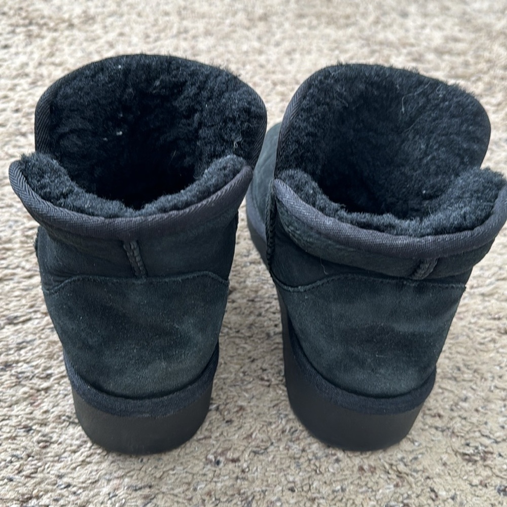 KIRKLAND Signature Women's Shearling Boot Size 8 - Picture 2 of 7